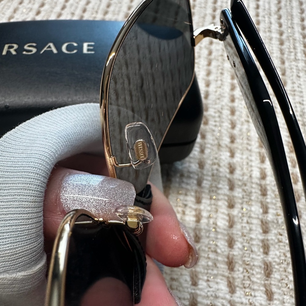 Versace Sunglasses with Black Frames and Gold Details - Picture 2 of 9